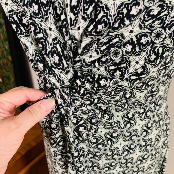 Catherines Plus Size 14 Floral Twisted Front Maxi Dress Sleeveless Stretch - Picture 6 of 10